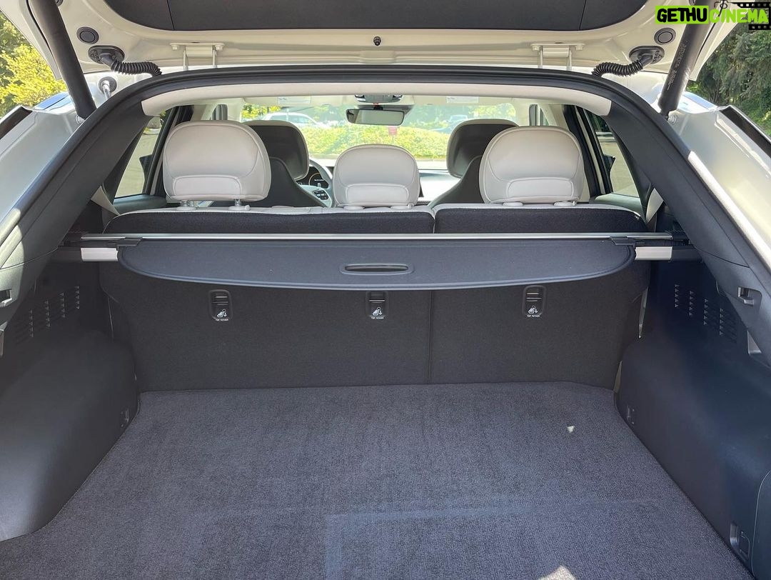 Larry Hryb Instagram - Spending a week with the @kiausa EV6 - a most impressive entry in the EV scene. Thoughtful design and very high build quality.