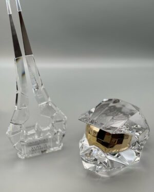 Larry Hryb Instagram - We’ve teamed up with 
@swarovski to celebrate the 20th anniversary of @halo and the launch of #HaloInfinite, creating two must-have collectibles – including Master Chief’s iconic Mjolnir helmet. Enter to win one of 117 Swarovski x Halo collections http://swarov.ski/6011kIO13
