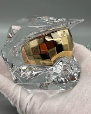 Larry Hryb Instagram - We’ve teamed up with 
@swarovski to celebrate the 20th anniversary of @halo and the launch of #HaloInfinite, creating two must-have collectibles – including Master Chief’s iconic Mjolnir helmet. Enter to win one of 117 Swarovski x Halo collections http://swarov.ski/6011kIO13