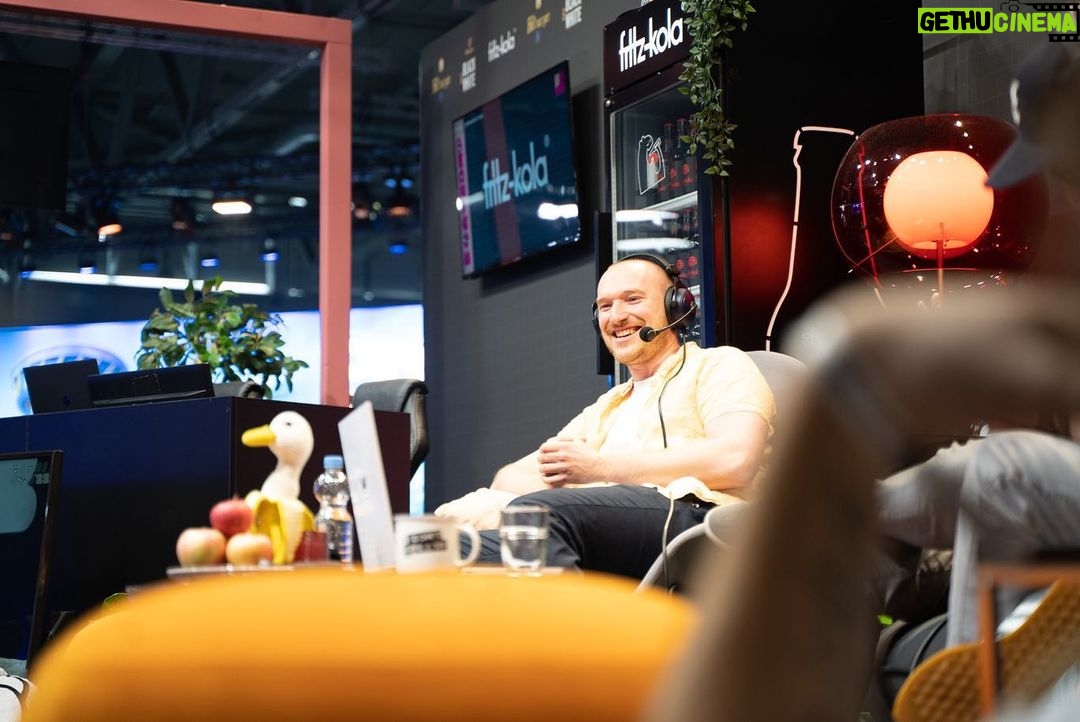 Lars Paulsen Instagram - Das war bisher meine liebste Gamescom. Toll, einige von euch mal wieder gesehen zu haben! Köln