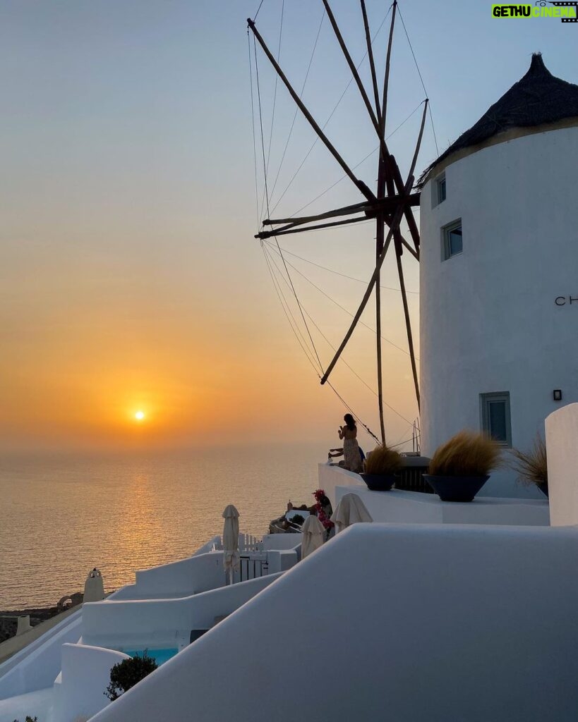 Laura Lajevardi Instagram - Mykonos 🤍 Mykonos, Greece