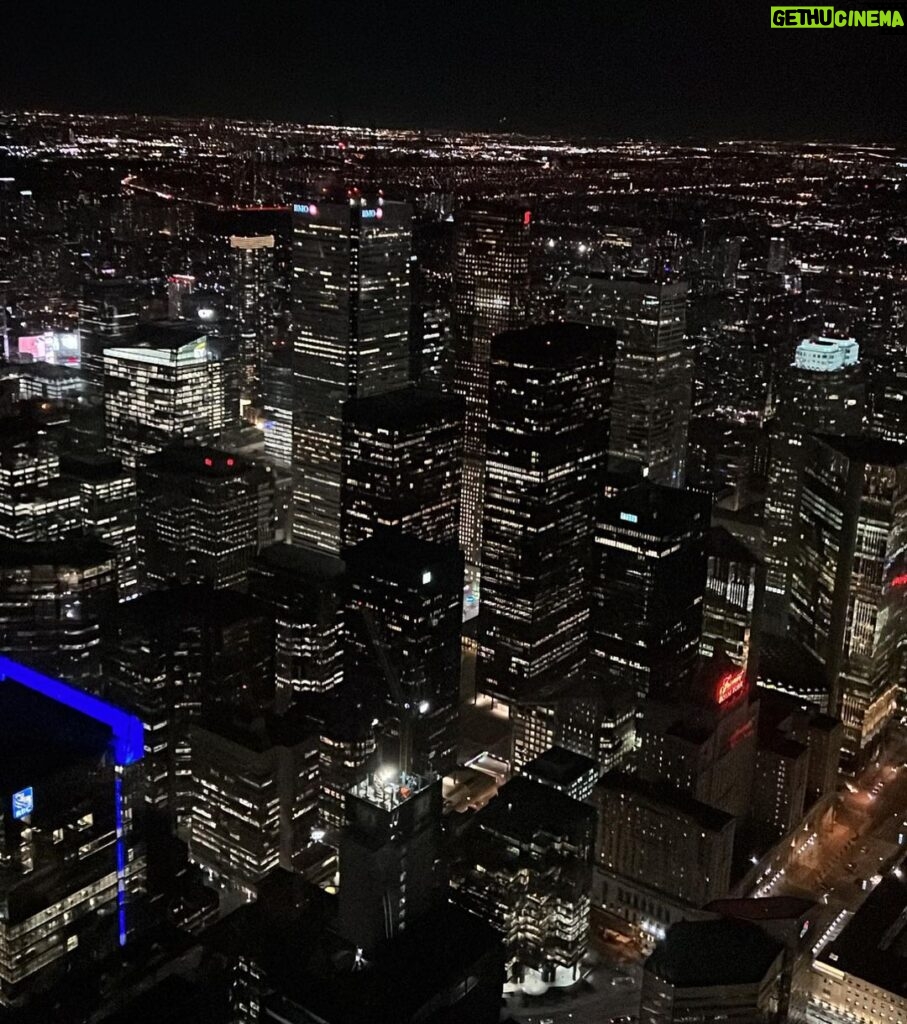 Laura Lajevardi Instagram - Amazing view in Toronto Canada,Toronto