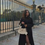Laura Lajevardi Instagram - Look automne @boohoo 🍁 #boohoo #outifit #ootd #automne Paris, France