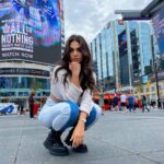 Laura Lajevardi Instagram - Downtown❕ Canada,Toronto