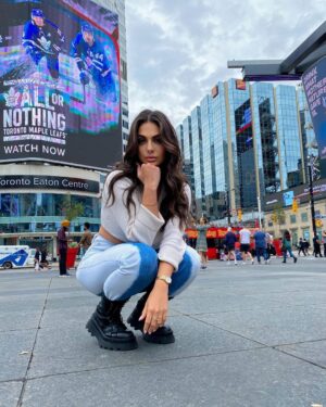 Laura Lajevardi Instagram - Downtown❕