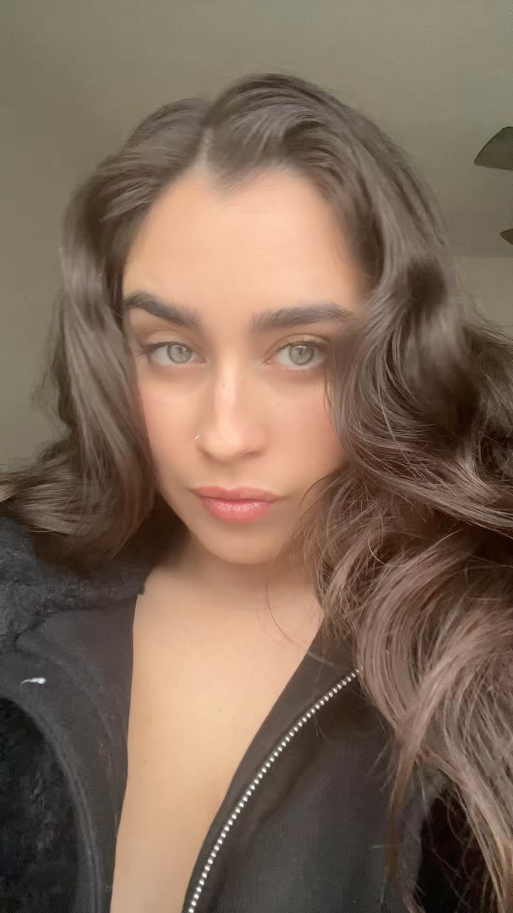 Lauren Jauregui Instagram - New song coming your way this week😇🌈 #Burning #ForTheGurlsAndGays @cleareyesmusic_