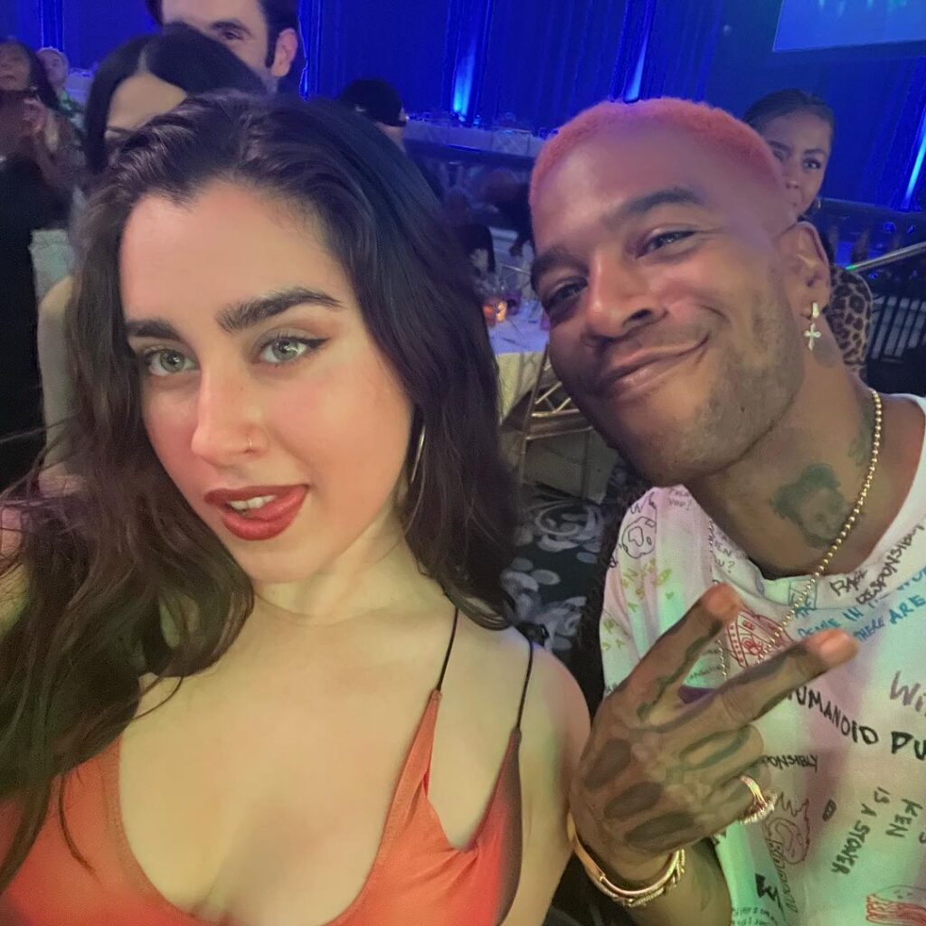 Lauren Jauregui Instagram - Happy birthdayyy Cuderrr🥰🤍🎉 had such a beautiful time celebrating youu! So much love in that room, a testament to the magic that you are and create everywhere you go✨ (watching Busta do his verse from Look At Me Now had my inner child SCREAMING) ((Fun fact: I know every word cause I sat my ass down in front of a computer when it came out til I learned the whole thing😂)) Los Angeles, California