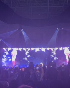 Lauren Jauregui Instagram - We indeed fucked up the night!! Saying I had the time of my life is an understatement. HAPPY BIRTHDAY MRS. BEYONCÉ GISELLE KNOWLES CARTER!! You are such a powerful force! This stage, the costumes, the set design & VISUALS!!! The musical direction/transitions/dancers/choreography/lights/VOCALZ!! BABY EVERYTHING WAS SO SPECTACULAR! Thank you for gracing us with your energy & gifts QUEEN! I left so unbelievably inspired & full! Thank you! #Renaissance #RenaissanceWorldTourLA