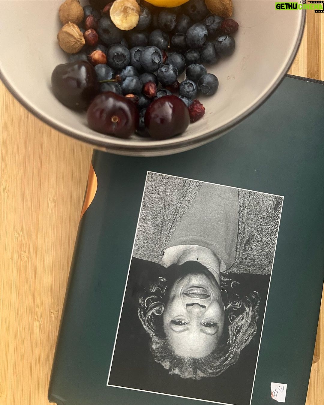 Lauren Jauregui Instagram - a reflection on some of July’s special moments with some August energy setting from @moonomens ✨🤍 tonight is the first of two full moons this month, tap in with them to get a read on what your sign should be expecting🤍
