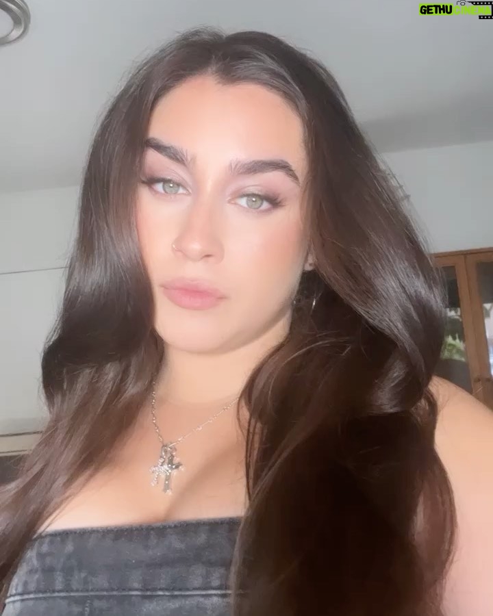 Lauren Jauregui Instagram - Just a bit of your soul if u love me, yeah? #InBetween