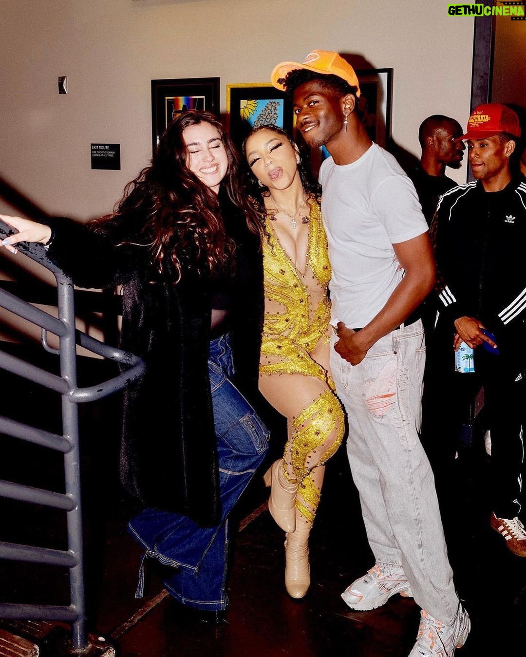 Lauren Jauregui Instagram - Over the course of time these photos were taken, I have completed mixing & mastering..😏 I’m so excited to share this new music w you💕