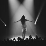 Lauren Jauregui Instagram - Brasillll I can’t even express in words the LIFE your energy gave me😭 São Paulo, I will never forget you being the first ones to hear Expectations for the first time and here we are 5 years later and you sang EVERY WORD OF EVERY SONG that I have written since. You are a magical audience, we created beauty together. I couldn’t hear shit lmao but I felt you all in my soul and it is the greatest gift to share these songs with you and around the world. EU TE AMO MUITO MUITO até a próxima vez!!