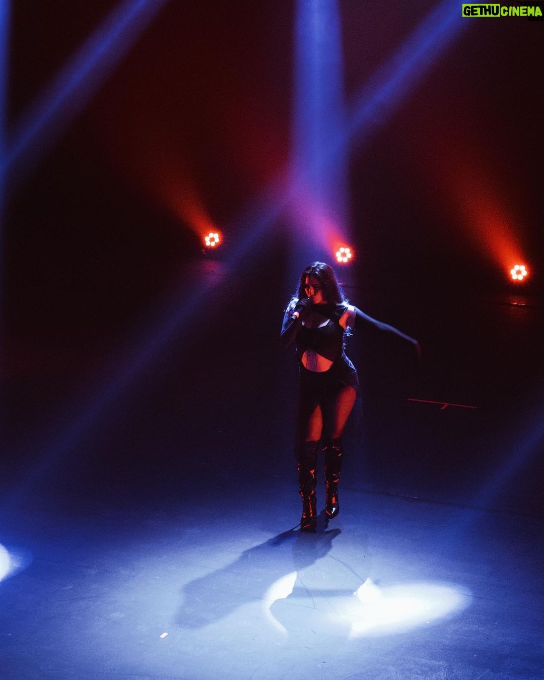 Lauren Jauregui Instagram - Argentina, me diste todo tu amor anocheš„¹, lo sentĆ en mi alma. Gracias por ser un pĆŗblico tan espectacular, regreso pronto si Dios lo permite⨠SĆ£o Paulo, Iāll see you tomorrow!! Thereās still some tickets left if you wanna grab someš¤šš» #UnaNocheConLaurenJauregui #BuenosAires