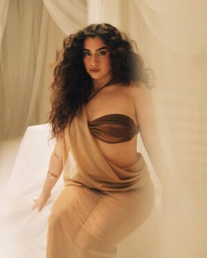 Lauren Jauregui Instagram - Which one’s your favorite? And have you watched my live performance of my song ‘Always Love’ yet? It’s available everywhere so you should go do that if you haven’t✨ thank you! & thank you to my team & Facebook for helping me get this done so beautifully✨