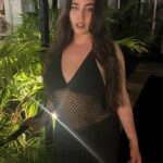Lauren Jauregui Instagram - Miami dump✨🤍 (I’ve been traveling and present with life and people around me so I’ll be dropping carruseles this week with my adventures🤍) clearly the Ocean was the reason for my visit lol. Also I made that charm bracelet from SCRATCH ok!! A bitch was using plyers✨ she’s a craftswoman & a damn good godmother haha (shit took 2 hours😩)