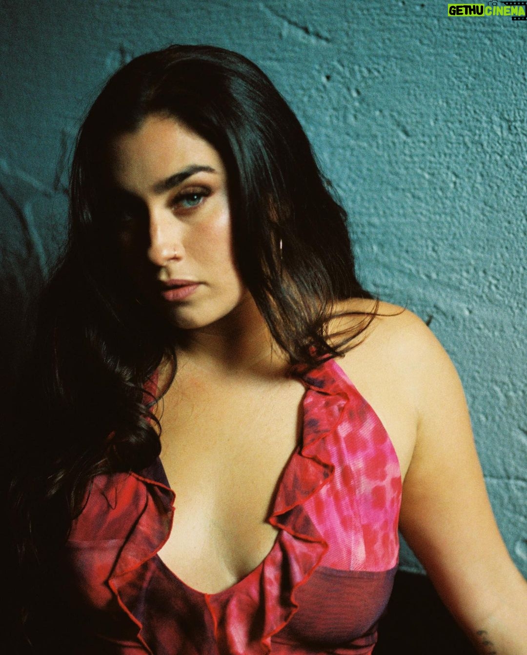 Lauren Jauregui Instagram - š¤Serpentina moments captured by @seagaux š¤ canāt wait to be back on the road in Marchš¤