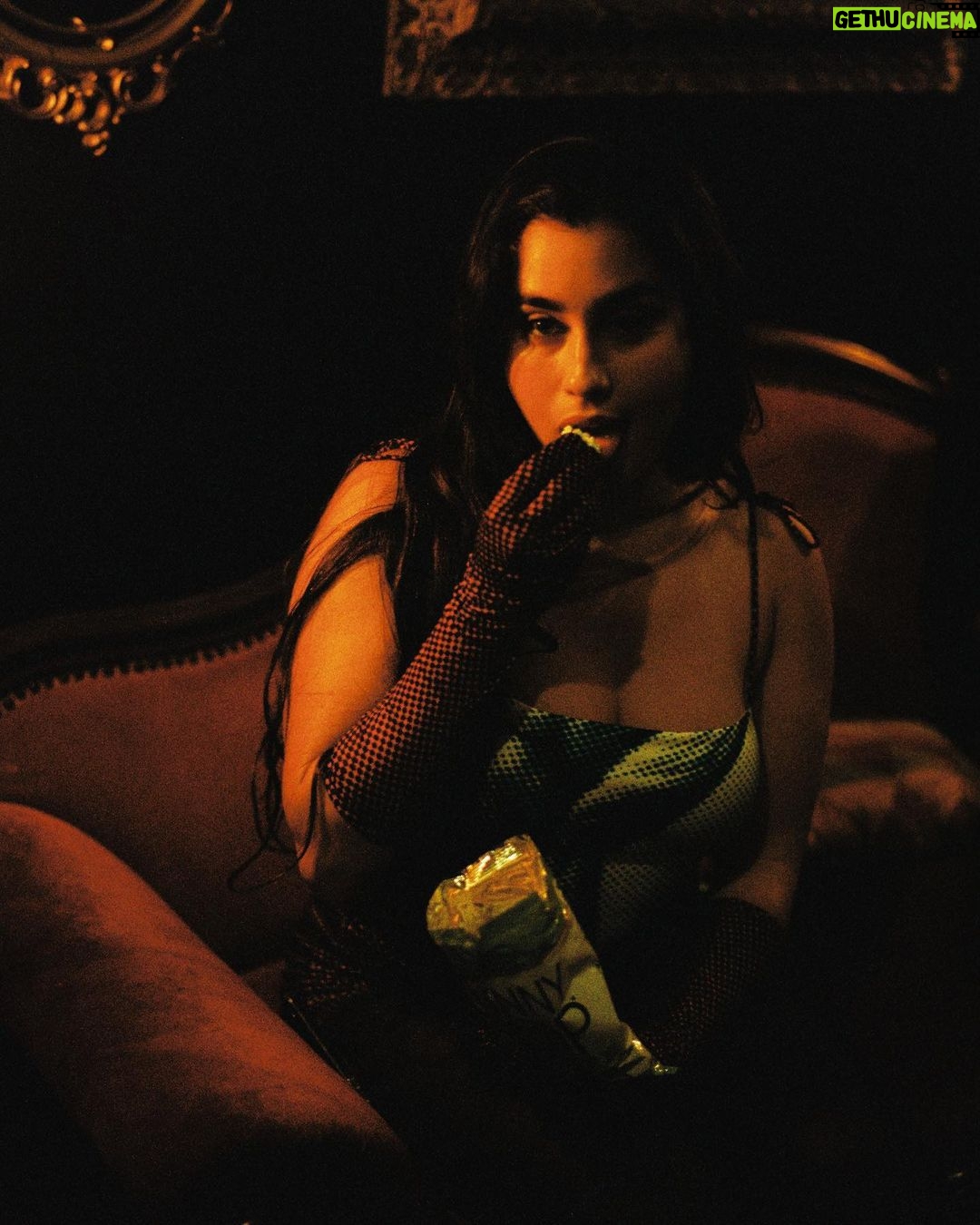 Lauren Jauregui Instagram - š¤Serpentina moments captured by @seagaux š¤ canāt wait to be back on the road in Marchš¤