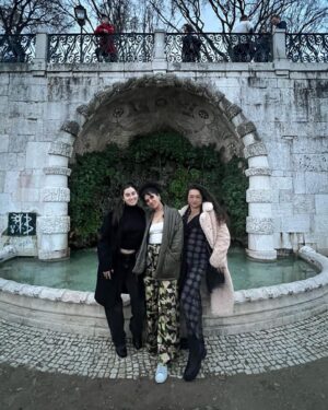 Lauren Jauregui Instagram - Hi🤍 some moments from Winter✨ this year & last but it’s all still in season to fast and relax and plan so hi on this Friday 13th🕯 I have much to share with you this year and I’ll be sharing some moments from the last sprinkled with moments now for now. Love you🤍