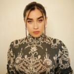 Lauren Jauregui Instagram - Everyday the sun won’t shine but that’s why I LOVE tomorrow✨🌙 #AMAs #AlwaysLove