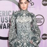 Lauren Jauregui Instagram - Everyday the sun won’t shine but that’s why I LOVE tomorrow✨🌙 #AMAs #AlwaysLove