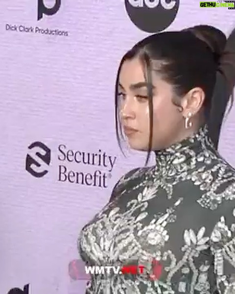 Lauren Jauregui Instagram - Everyday the sun won’t shine but that’s why I LOVE tomorrow✨🌙 #AMAs #AlwaysLove