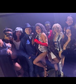 Lauren Jauregui Instagram - We were sexy cats😽 Happy Halloweeeeen🎃