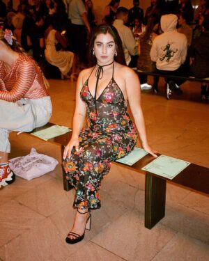 Lauren Jauregui Instagram - The beautiful @kimshuistudio made my dress💋 #NYFW