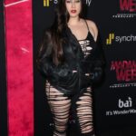 Lauren Jauregui Instagram - @madameweb premiere last night💋 VALENTINE’S DAY ACOUSTIC PERFORMANCE TOMORROW @ 6pm PST/ 9pm EST! Link to purchase a ticket on @even.biz in my bio and stories💋 let’s celebrate together❤️‍🔥 styled by @imthekatie jacket @barbaraigongini hair by @nathanieldezan MU by me✨ @caliray