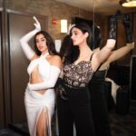 Lauren Jauregui Instagram - Whew! We played Radio City Music Hall!! @hernameisbanks so proud of you and so grateful to have accompanied you on this iconic stage! As two Independent female artists, I just feel so blessed to be doing this with you and to witness you take the stage was magical🤍✨ thank you again for having me on this run with you. Gratitude is the only energy.
