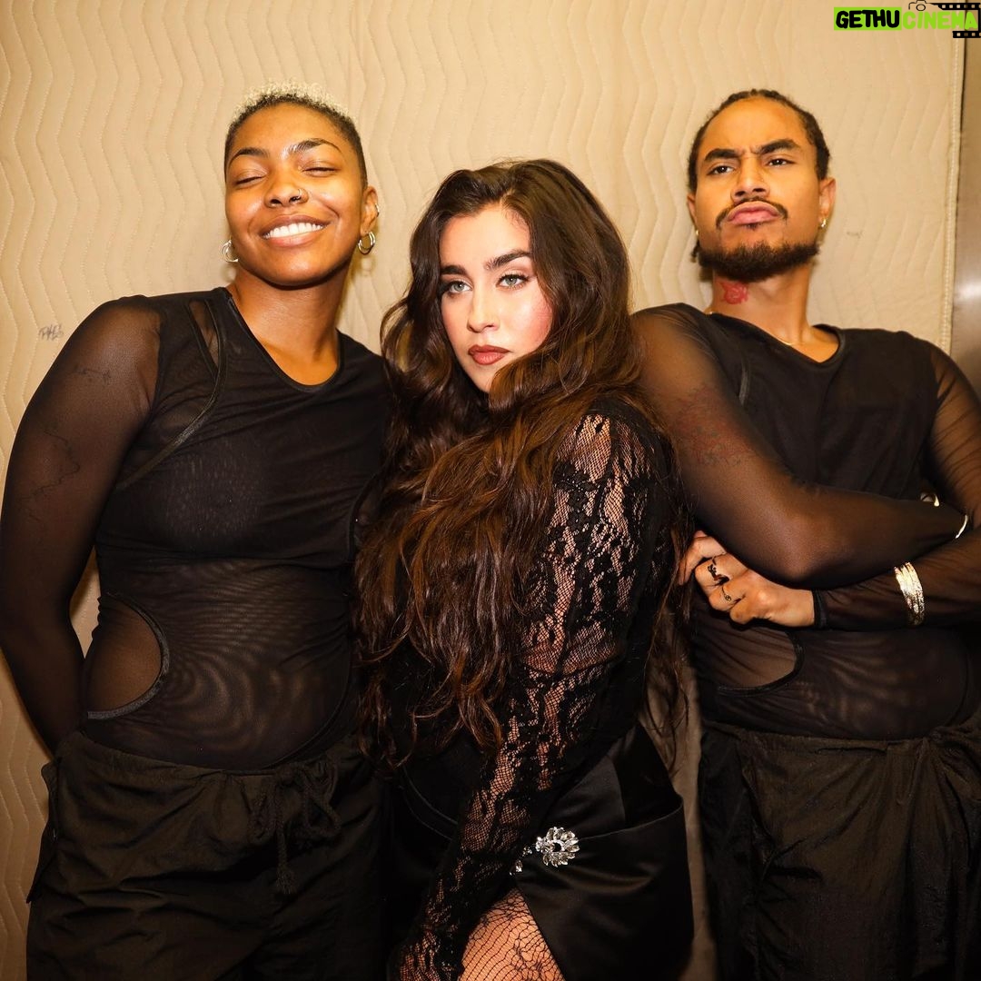 Lauren Jauregui Instagram - Orlando, I fucking love you!!! Thank you for your beautiful energy. β€οΈβπ₯β€οΈβπ₯β€οΈβπ₯β€οΈβπ₯β€οΈβπ₯ Atlanta canβt wait to see you tomm ππ