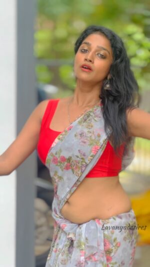 Lavanya Manickam Instagram - Oyyaalleee❤️💯🔥🌶️💃🏻