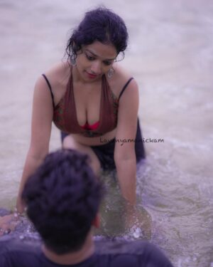Lavanya Manickam Instagram - Be hottest ever❤️‍🔥even the beach wave🌊 sun☀️ is trying to disturb u💫🧜🏻‍♂️ seducing handsome @nikk1024 🧜🏻‍♀️ couples shoot done and please wait for our hot upcoming series content very soon as #hottestcouple 🥰💯
Hottest moments captured 📸 : @hotncut_photography 
#lavanyamanickam #lavanyadesires #coupleshoot #couplephotography #hotcouple #couplesofinstagram #instagram #couplegoals❤