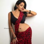Lavanya Manickam Instagram - Wait for ur good time to make realize people that u r bad in showing ur good results💯😇Red and black all time favourite saree series🌶️❤️💯💃🏻 Photography and edited📸 by : @midhun_rxme 💯🥰📸