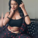 Lavanya Manickam Instagram - Wanna be a mirchi hot 🌶️ in redblack saree🔥 #lavanyamanickamoffl #lavanyamanickamhot #lavanyadesires #lavanyamanickam #lavanyamanickamoffl #lavanyadesires #saree #sareelove #photo #photography #photoshoot #photo #trendingphoto ❤️🔥