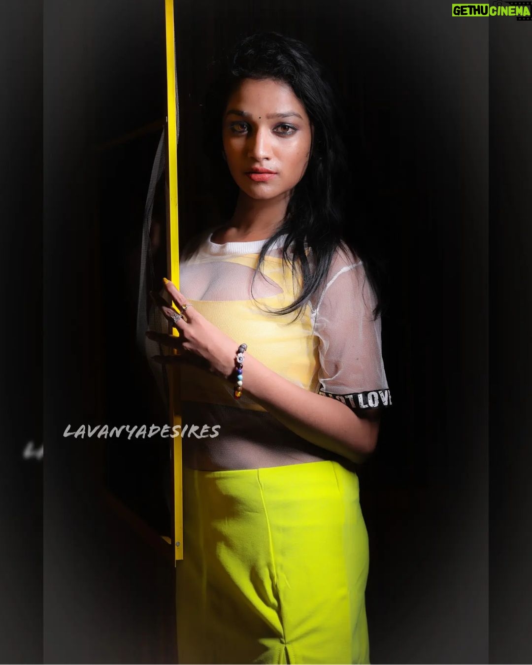 Lavanya Manickam Instagram - Found pretty๐๐ค๐ beautiful costume by : @j7westerns Photography ๐ธ: @sumeshsurya ๐ฏ #lavanyamanickam #lavanyadesires