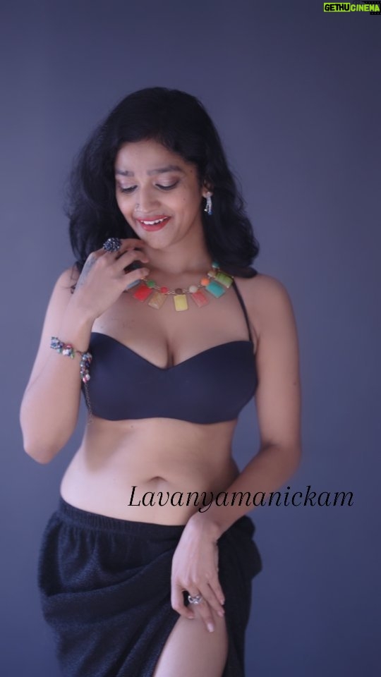Lavanya Manickam Instagram - Katchi sera💠want to try this trend in my sizzling dance style 🙈❤️🔥🫦 Video 📸 : @hotncut_photography #trending#trendingreels #trendingsongs #hookstep#reels#reelsinstagram #reelsindia #reelsinsta #reelitfeelit #reelkarofeelkaro #trendingdance#viral#viralvideos #viralsong#viralreels #tamil #tamilsong#tamilaudio