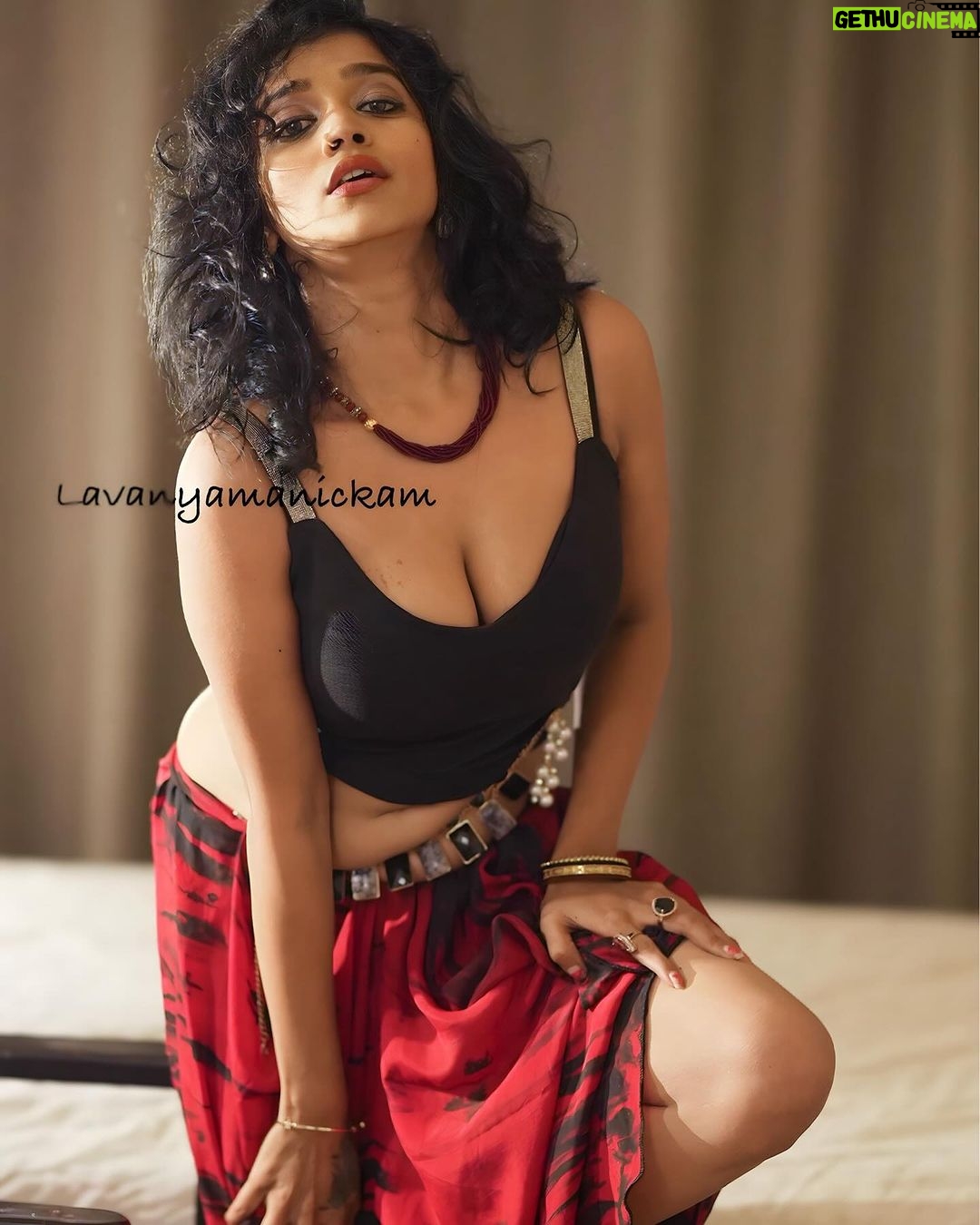 Lavanya Manickam Instagram - Merry hot christmas all❤️🔥💯🥰 Photos📸 : @hotncut_photography