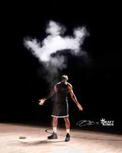 LeBron James Instagram - 👑 x 👑!!! Football season just got A LOT more fun. 🏈😁🙏🏾 Let’s go! @draftkings #DKPartner