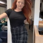 Lea Skálová Instagram – Když tě nová spolupráce baví až trochu moc 😂😂😂❤️ Manžel nechápe a já to miluju. Do 6.1. platí sleva na celý sortiment @bezvasport a to 25% 😱😱😱😱 KÓD: LEA25
#modelka 😂😂😂 #obleceni #inspirace #nebospisne