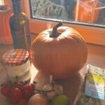 Lea Skálová Instagram – Druhá polovina receptu ❤️❤️
Dýňové noky
K základní směsi z předchozího videa jen přidáš ricottu a hlavně jednu naberačku vody z těstovin nebo uvařených noků ❤️❤️ 
Vymixuj do hladka. Zasypej parmezánem a nahoru samozřejmě něco zelenýho. A je to 🔥

#recept #noky #gnochi #pumpkin