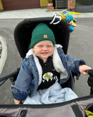 Lea Skálová Instagram - Ku příležitosti Teodorkova svátku bychom rádi udělali dobrý skutek ❤️ A díky @trendybaby.cz jsme získali dva kočárky @tfk_czsk jeden sporťák a jednu korbčku, které bychom rádi věnovali dvěma maminkam v těžké životní situaci 💔💔 Prosím napište stručně do komentáře, proč právě vy byste využili kočárek a nebo označte maminku, které by kočárek alespoň malinko pomohl…. Moc Vás prosím nepište mi příběhy do zpráv. Kdybych měla 1000 kočárů tak je všechny rozdám a nejradši bych pomohla všem.. Stačí opravdu stručně a my vylosujeme dvě z Vás. Počítejte si dle svého nejlepšího vědomí a svědomí. Nejedná se o soutěž, nýbrž o malinkou pomoc. 🙏🙏🙏
Moc děkuju ❤️🙏