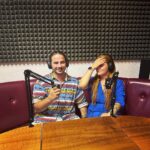 Lea Skálová Instagram – Je to tady! 
Jelikož jsem vždycky v životě dost pozadu tak ani s tímhle projektem to není jinak. Všichni dělají podcasty už roky a my s tím přišli teď 😂 Ale na trapnosti si zakládáme. 
Podcast o všech tajnostech a zákoutích české gastronomie 😱😱😱😱
Jsme on-line na Spotify i Apple podcast
GASTRO FELLAZ 

@gastro.fellaz @polak_miroslav #podcast #gastro #tajemstvi #historky
