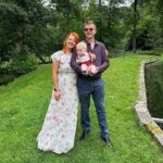 Lea Skálová Instagram – Tuhle fotku si sem musím odložit ❤️ Výjimečně na ni nikdo z nás nebrečí, není poblitej, nahatej nebo špinavej 😂😂 

#rodice #love #rodina #babyboy #housband
