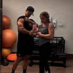 Leandro David Instagram - Treinin de braço daquele jeitão 🔥 Salva pra fazer depois e me conta o que achou 👀💪🏼 Aproveitando pra falar do novo Combo de Inverno da @bt_bodytech . Treino (intenso ou relax) + música favorita da playlist BT + promo especial de 2 meses (no anual) = vibração TOTAL. #mundobt #bodytech #inverno #combobtinverno #armday #gym #gymworkout #academia #treinodebraço #explorar #sister Body Tech Academia- Unidade Lago Norte Iguatemi