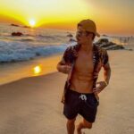 Leandro David Instagram - Se vc tivesse a oportunidade de visitar qualquer praia do mundo, agora, pra onde vc iria? 🤔🏝 #tbt zin dessa praia mais que especial ❤️