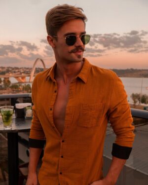 Leandro David Instagram - Na moral, olha essa vista 🤤 Mas eae, sextou ou num sextou?? 👀🔥🔥

📸: @mateuscalencar o braboo