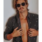Leandro David Instagram - Num tem nem como não ficar bonito com um óculos desses 😎😏@aventtolifewear