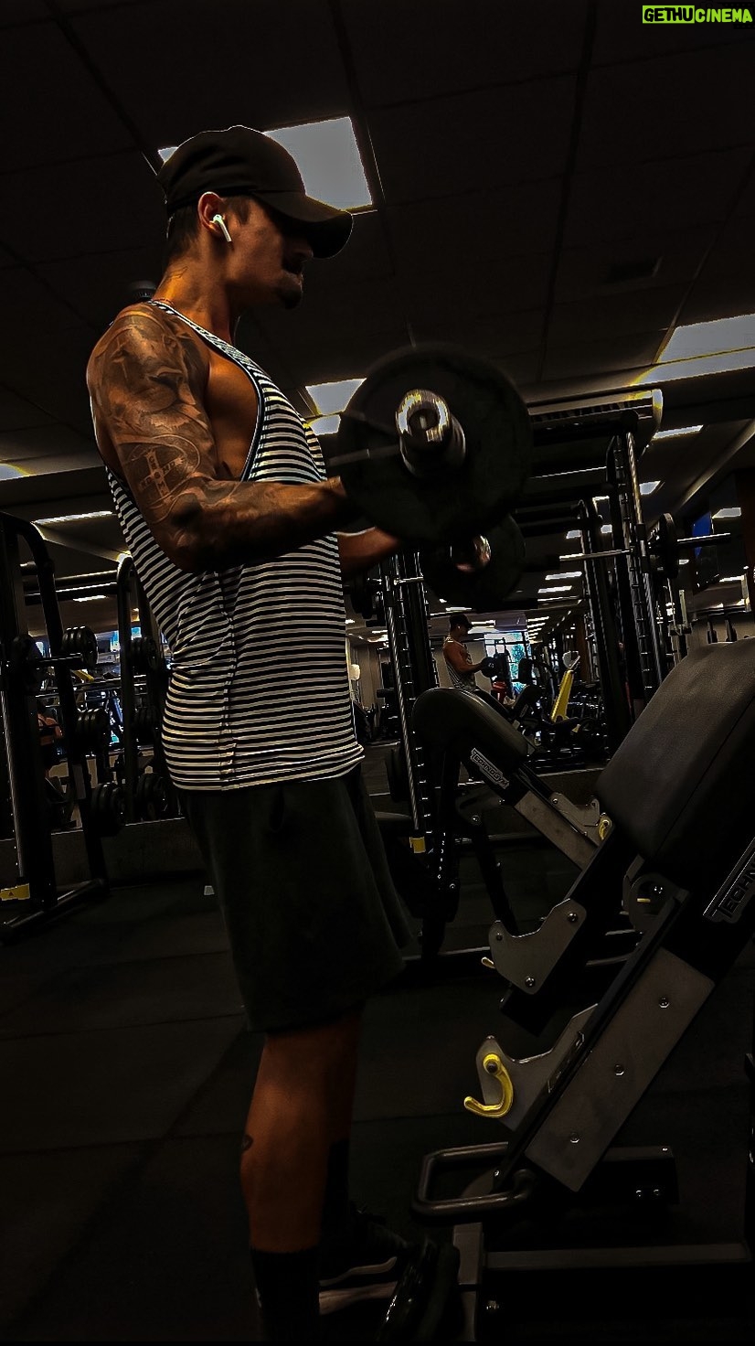 Leandro David Instagram - πͺπΌπ₯ #explore #gym Body Tech - Unidade Lago Sul BSB