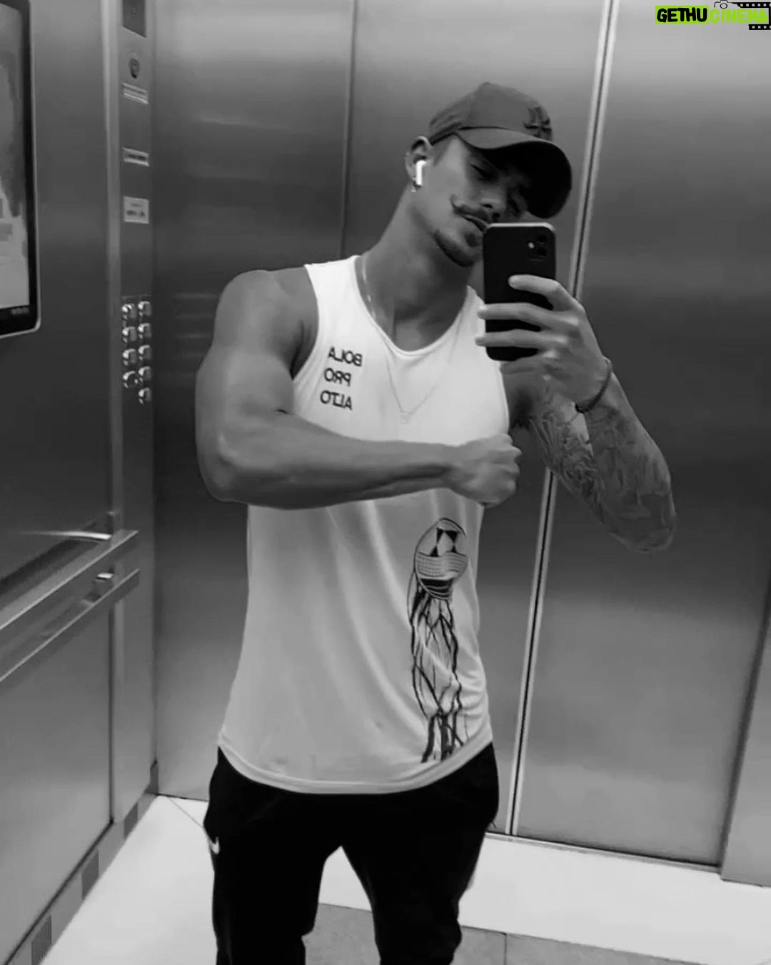 Leandro David Instagram - Do Story pro feed, só pq sim 😬🔥 Body Tech Academia- Unidade Lago Norte Iguatemi