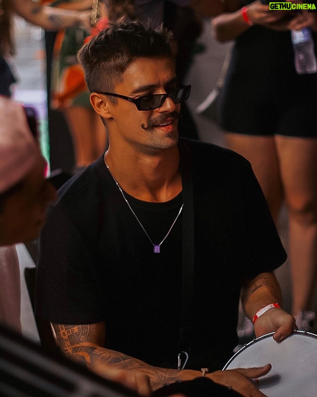 Leandro David - 12.1K Likes - “O meu lugar, é cercado de luta e suor, esperança num mundo melhor, e cerveja pra comemorar..”
Registrozinho de umas das coisas que eu mais amo nesse mundo 🫶🏼